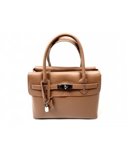 Laura henco my bag !
