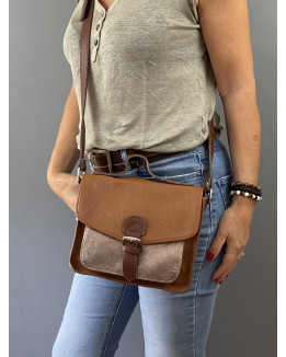 Pochette en cuir modèle ABBIE